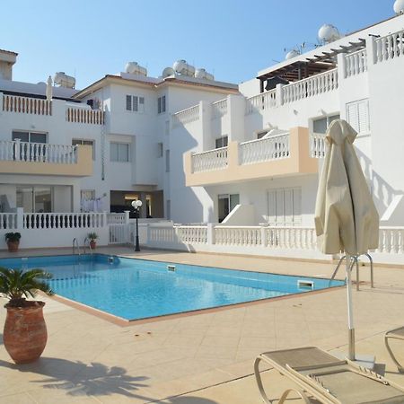 Kapparis Penthouse Apartment Paralimni Exterior photo