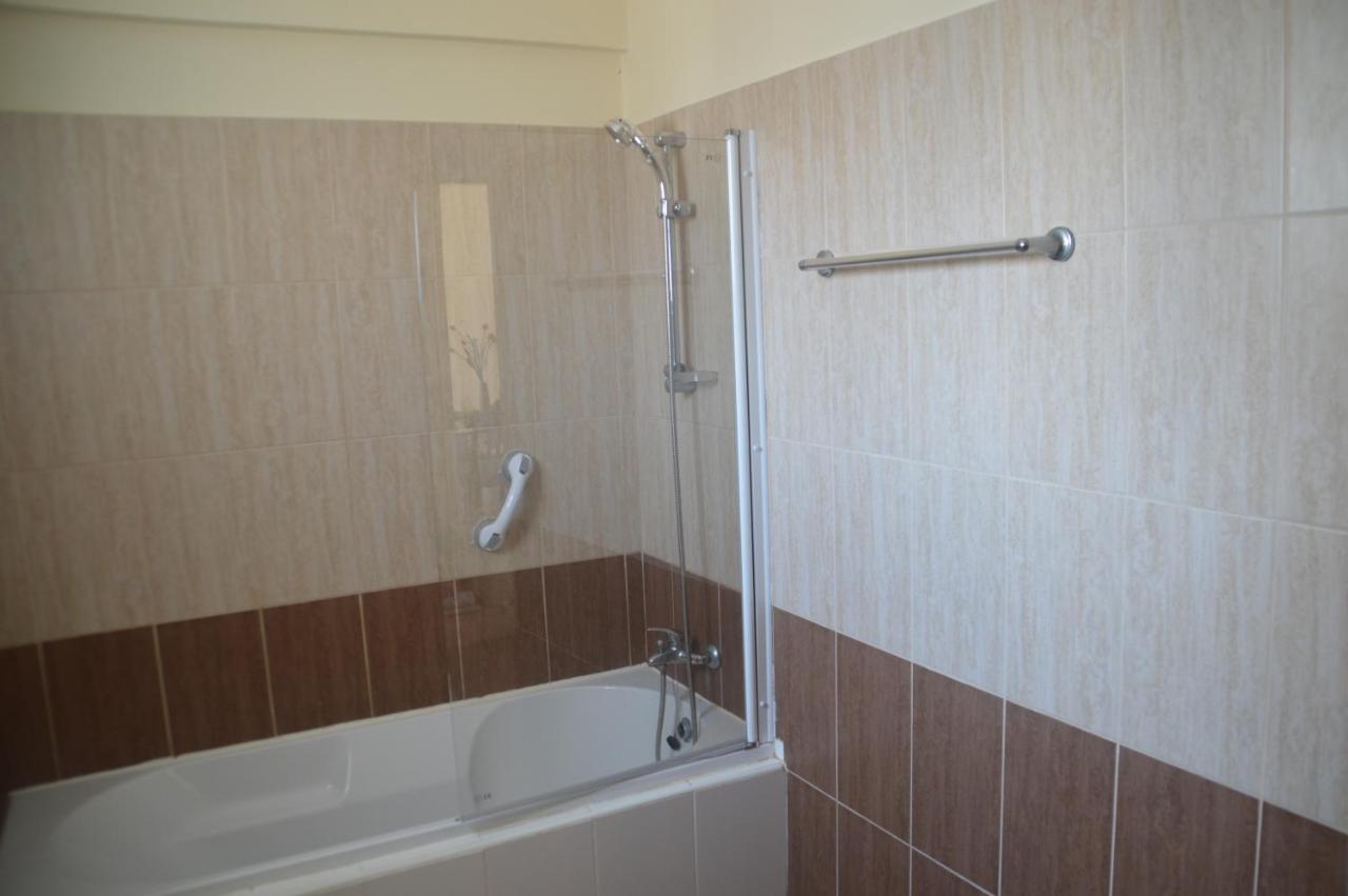 Kapparis Penthouse Apartment Paralimni Exterior photo